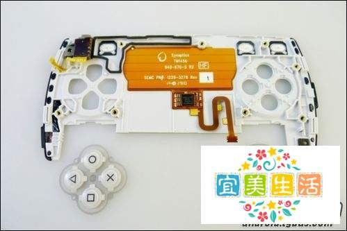 索尼爱立信PSPhone拆机全图文
