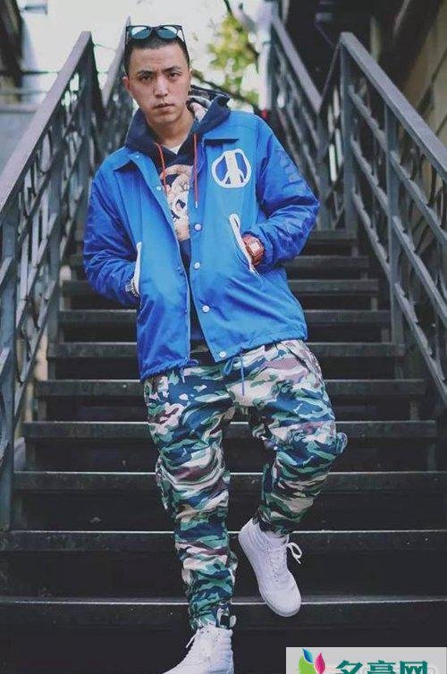 豆芽草粉莫安琪什么梗 jony j的女朋友Bailan是谁 简介