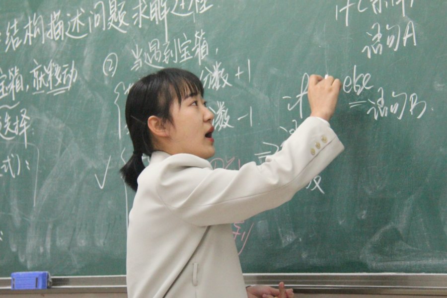 毁约的师范生 该增加惩罚性赔偿吗?