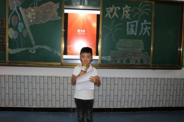 一年级小学生对祖国说一句话