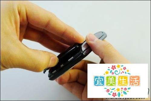 索尼爱立信PSPhone拆机全图文