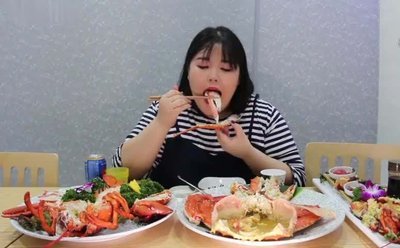 大胃王称因吃播负债数十万,为何这个行业让人趋之若鹜?