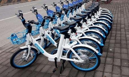 停车2小时被共享电动车层层包围!河南一女子经历了什么尴尬又崩溃的事?