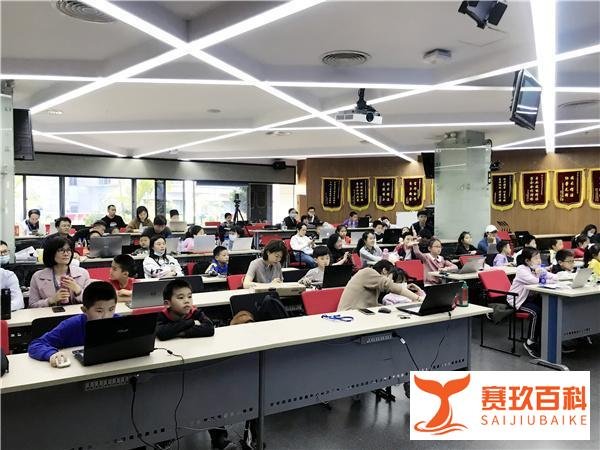 TDOG青少儿编程携手美亚柏科开办“图形化编程培优兴趣班”
