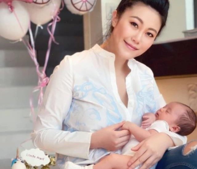 郭晶晶闺蜜去世18天才下葬，去世的原因是什么？