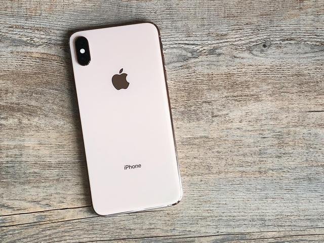 库克称iPhone将采用可回收材料生产,你赞成这一做法吗?