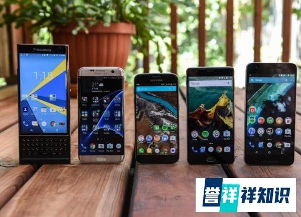 雷军建议出台手机等设备适老标准,针对老年人用手机,你有何建议