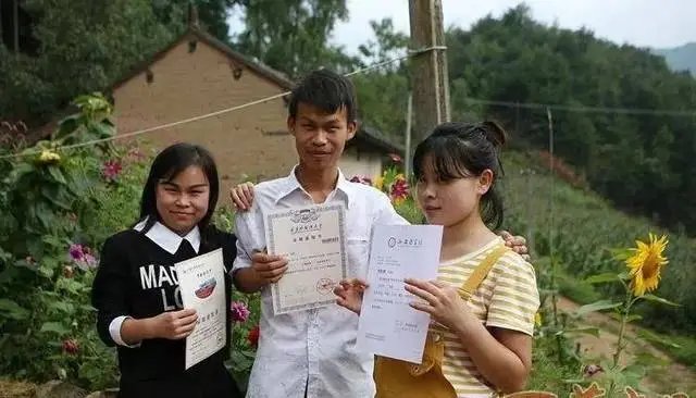 浙江一学霸村实现户户有大学生！当地有多重视教育问题？
