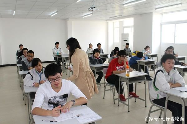 南京一大学教师遭遇杀猪盘被骗270万元,为何高学历人才也会被骗?