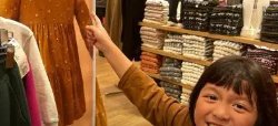 江苏南通：女孩逛商场发现海报神还原自己，这真的只是巧合吗？