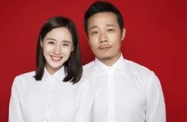 王智什么时候产女?