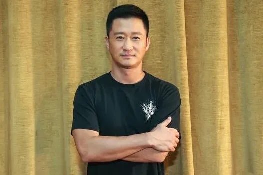 吴京凡尔赛自夸却被粉丝催拍《战狼3》,他的执导能力究竟如何?