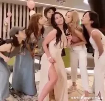 林采缇穿浴袍约会已婚富商,现在怎么样了?