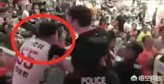 辽粤之战G4,广东主场出现球迷冲突互殴,你怎么看球迷的行为?
