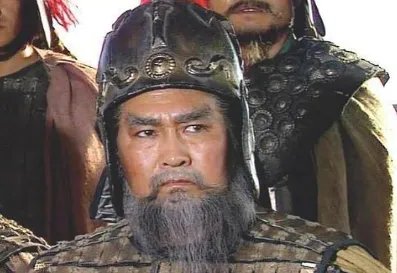 周瑜大战东吴，为什么跟黄盖合演了一场苦肉计？