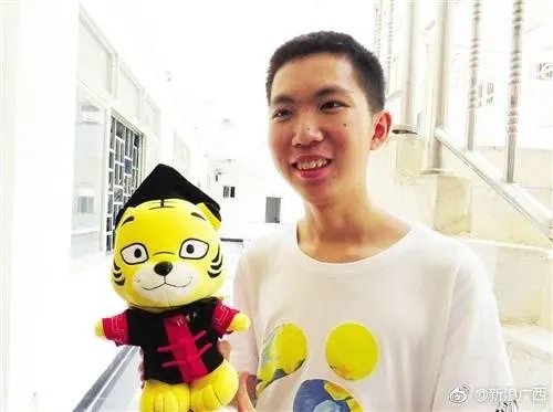 今年各省的高考理科状元都有谁?