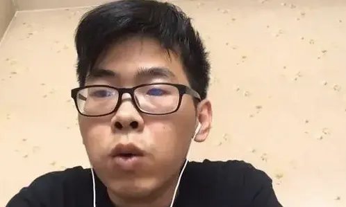 抗癌小伙阿健逝世,他到底经历了哪些坎坷?