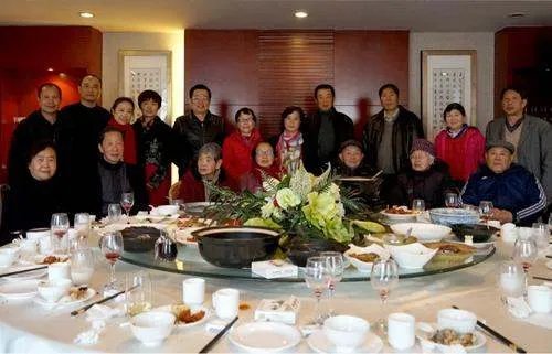 借学区房给亲戚女儿入学被坑，这亲戚为啥敢当白眼狼？