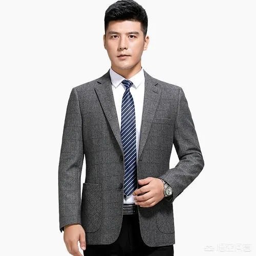 西服纽扣的扣法?
