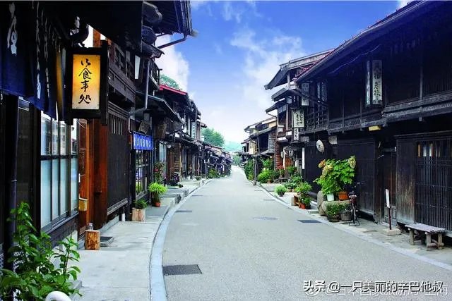 今年上半年中国大陆游客赴日消费573亿元。大家怎么看？