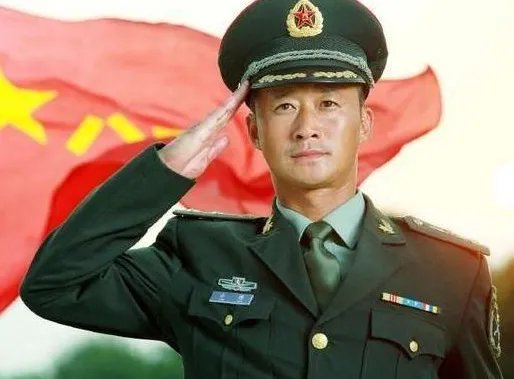 吴京凡尔赛自夸却被粉丝催拍《战狼3》,他的执导能力究竟如何?