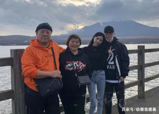 潘玮柏曾经的正牌千金女友，气质碾压现任妻子，杨馥瑜如今过得怎样？