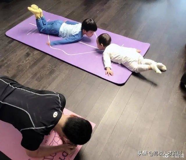 作为家长你需要教师直播讲课,还是教师放点名师讲课视频就行了?