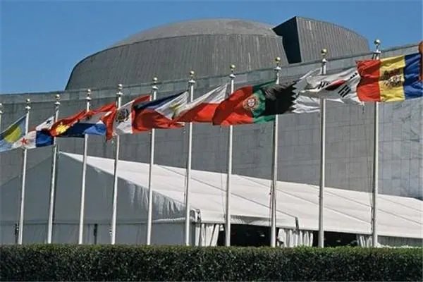 联合国总部所在地，是否属于美国领土？