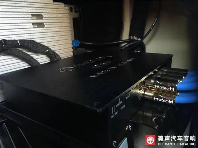 成都有专业宝马音响改装店吗?