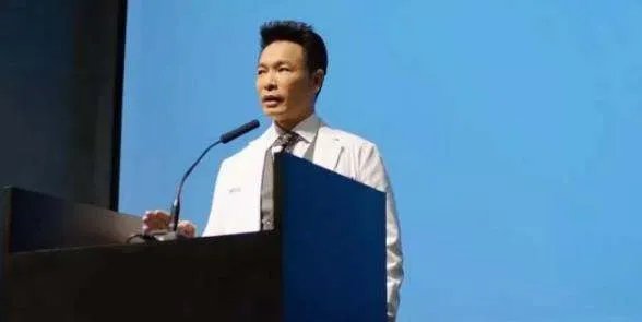 如何评价《白色强人》的大结局？