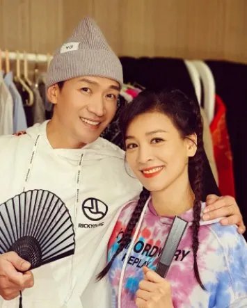 张庭与王琳何晟敏同框,他们三人的状态如何?