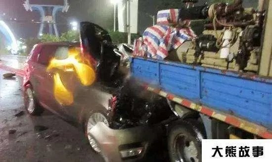 女司机开路虎连怼事件是怎么回事?