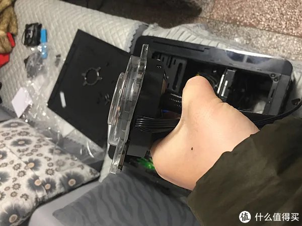 这货没人晒 篇二：海盗船H100i-GTX散热器开箱附安装过程