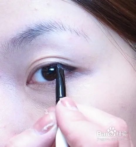 眼部彩妆步骤