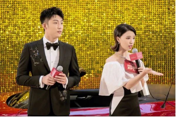 黄景瑜怒斥跟拍者,凭什么能拍?为什么跟拍这么理直气壮?