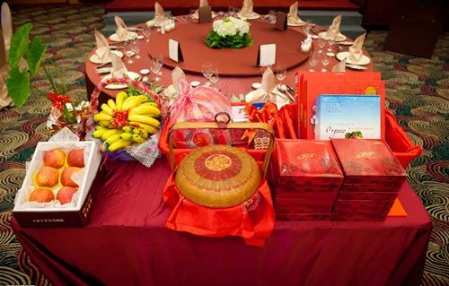 北京婚礼用品批发市场在哪里  中式婚礼新娘需要买那些用品