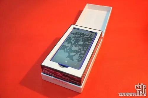 Windows phone8:htc 8X开箱图赏及评测