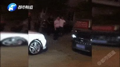 富二代女醉驾肇事致人死亡逃逸被判无期徒刑，她是不是被钱害了？