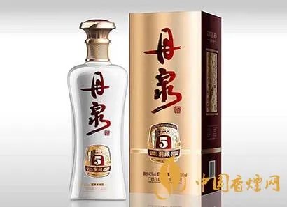 为什么都要喝86年拉菲？探寻红酒爱好者的“品鉴之道”