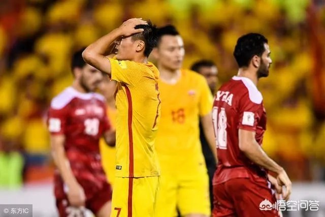 赵旭日代表中国男足参加世界杯,亲自为葡萄牙球星C罗颁奖,你是怎么样看的?