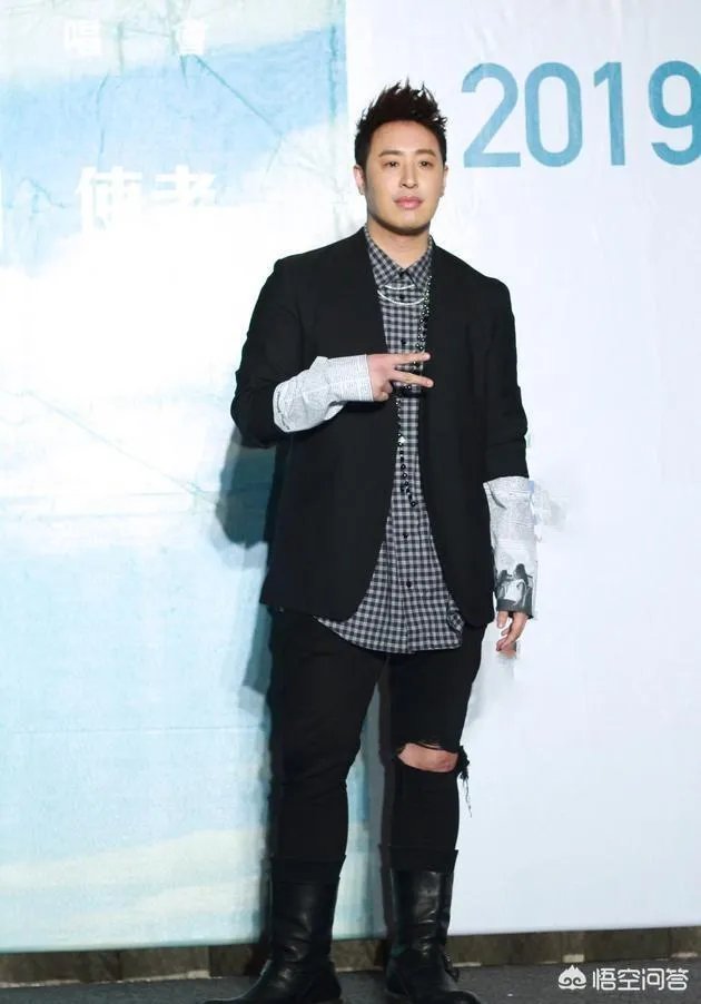 潘玮柏说要退出乐坛你怎么看？