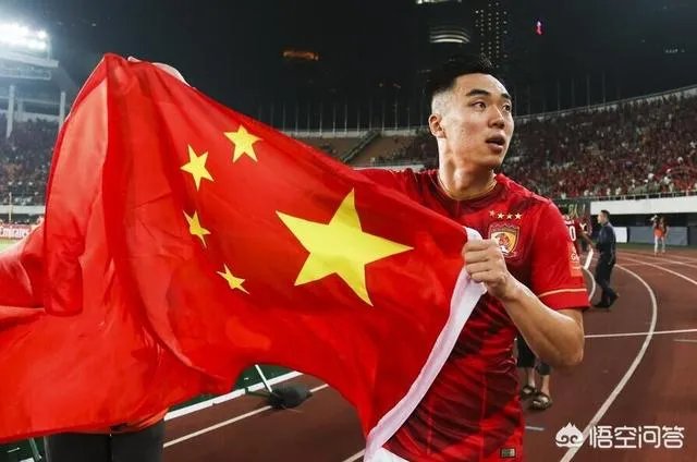 赵旭日代表中国男足参加世界杯,亲自为葡萄牙球星C罗颁奖,你是怎么样看的?