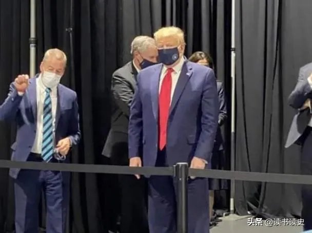 特朗普终于戴口罩了,大家怎么看?