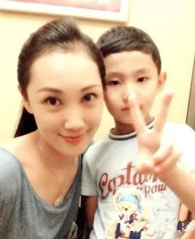 韩磊的原配老婆国欣宇是谁? 韩磊欠款245万曝光