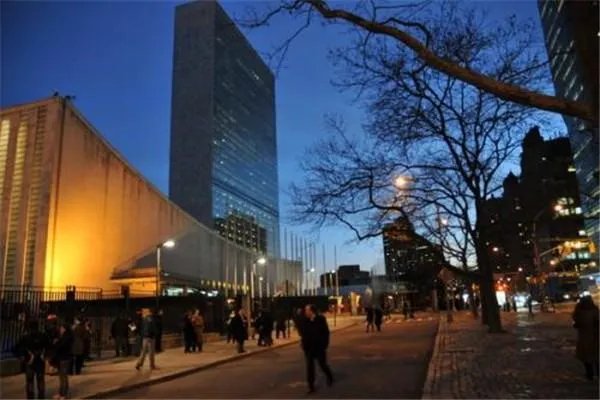 联合国总部所在地，是否属于美国领土？