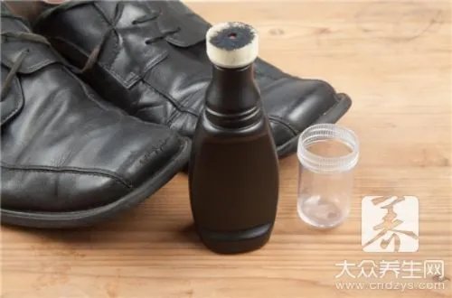 新鞋挤脚怎么办小窍门