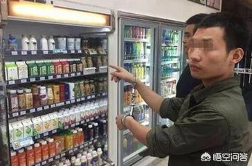 怎么看待小偷进便利店行窃被女店员敲诈勒索万余元?