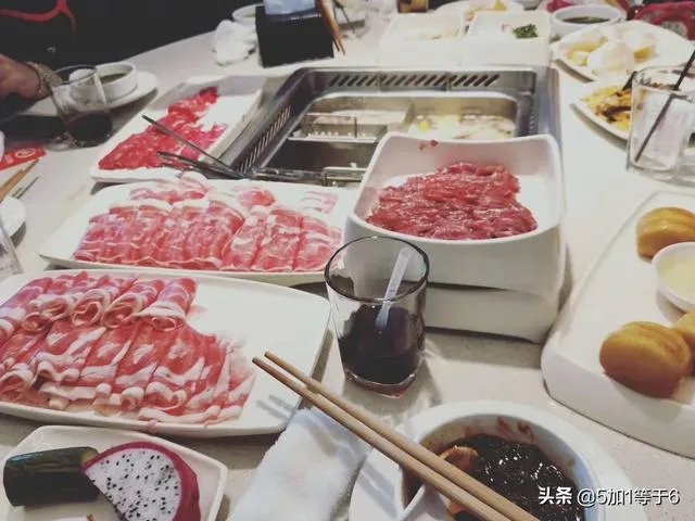 海底捞涨价了,涨得还挺吓人,你还去吃吗?