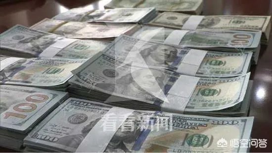 上海一公交车司机捡到10万美金,最终找到失主是一名有精神病史的老人,这事你怎么看?