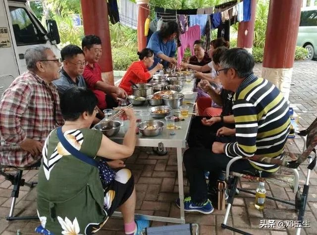 游某一地,在当地租房住一个月,然后深度游,可行吗?有何好建议?